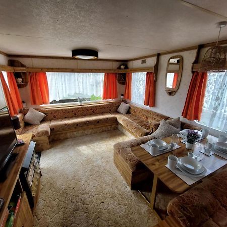סקגנס Idyllic Family Holiday Caravan מראה חיצוני תמונה