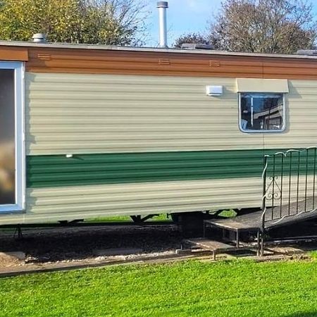 סקגנס Idyllic Family Holiday Caravan מראה חיצוני תמונה