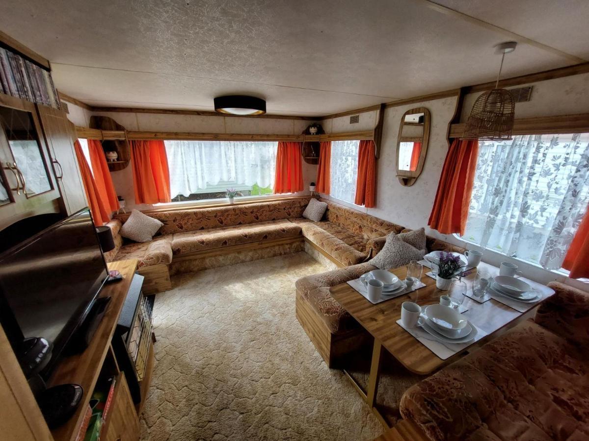סקגנס Idyllic Family Holiday Caravan מראה חיצוני תמונה