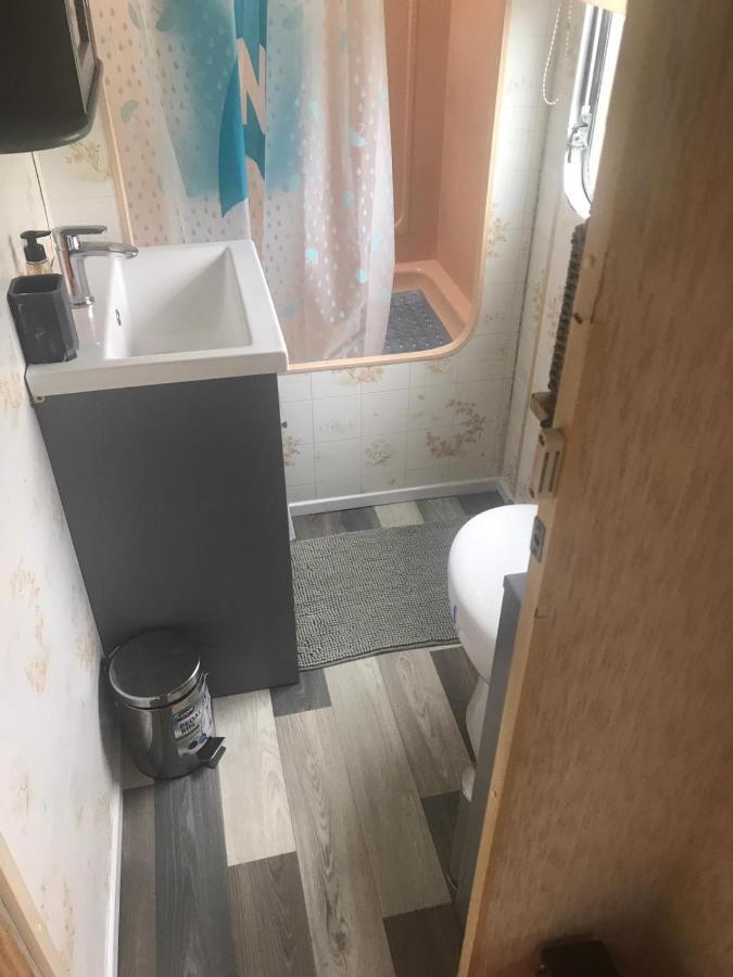 סקגנס Idyllic Family Holiday Caravan מראה חיצוני תמונה